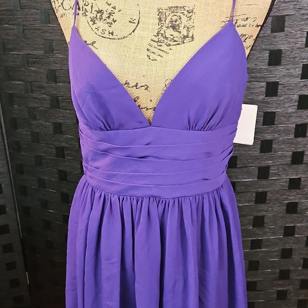 NWT David's Bridal Regency Purple V-Neck Chiffon Cocktail Dress | Size 8 - Picture 3 of 11